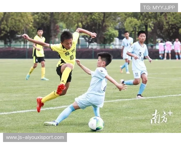 足球联赛在青训扶持中推动俱乐部与教育机构共建课程体系，足球青训俱乐部管理制度